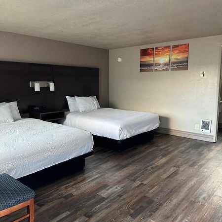 Travelodge By Wyndham Florence Esterno foto